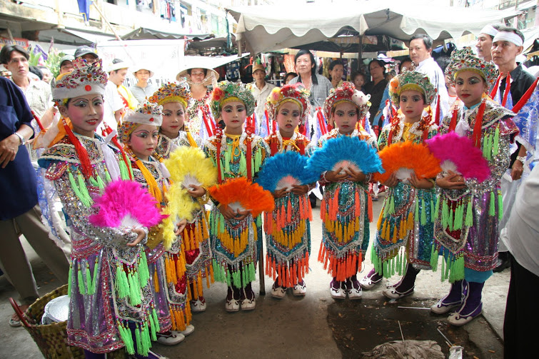 Nghi Thức 4 Cô Đào Hầu